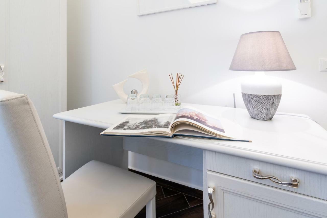 Suites Sorrento Elegance מראה חיצוני תמונה